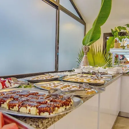 Club Palm 2* Armutalan