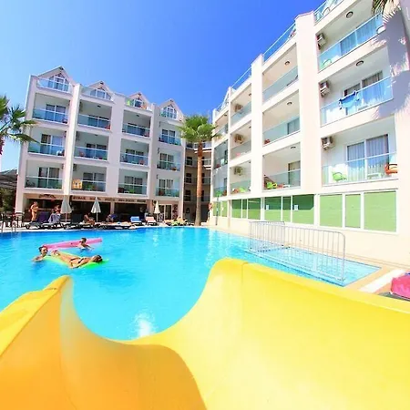 Club Palm 2*