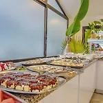 Club Palm 2* Armutalan