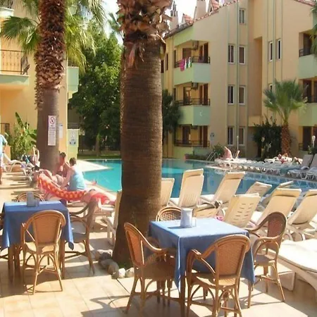 Club Palm Szálloda 2*