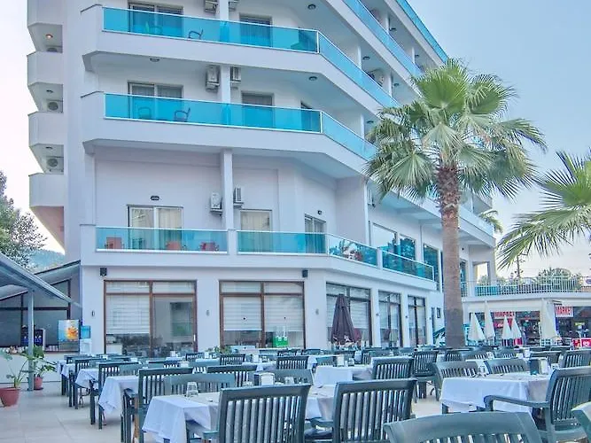 Club Palm ホテル 2*