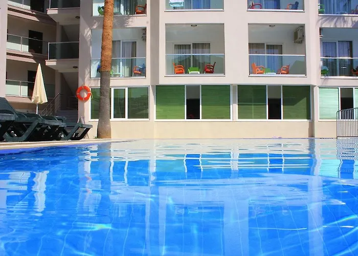 ホテル Club Palm Armutalanı